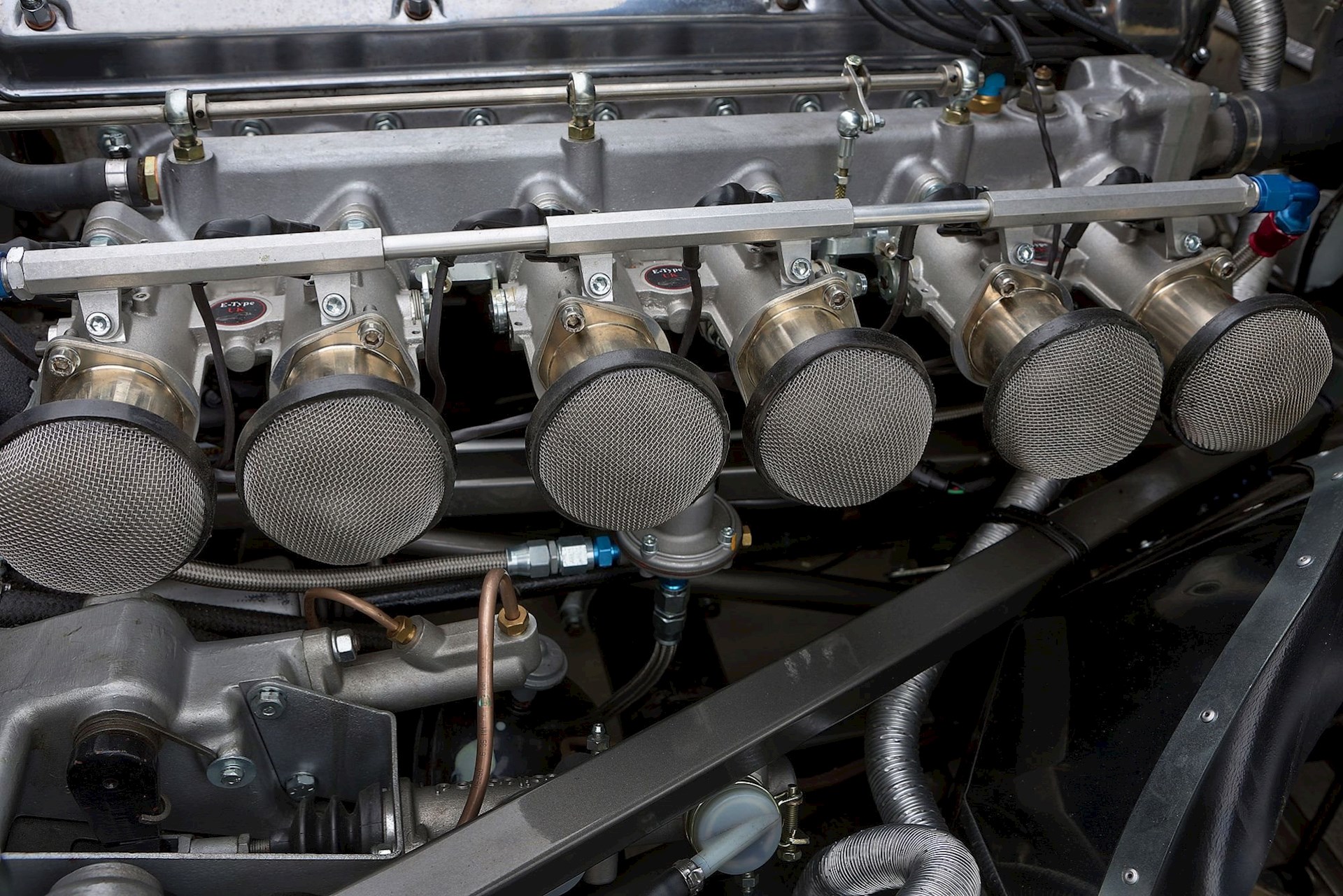 Fuel Injection Upgrades For V12 & 6Cylinder Jaguar ETypes